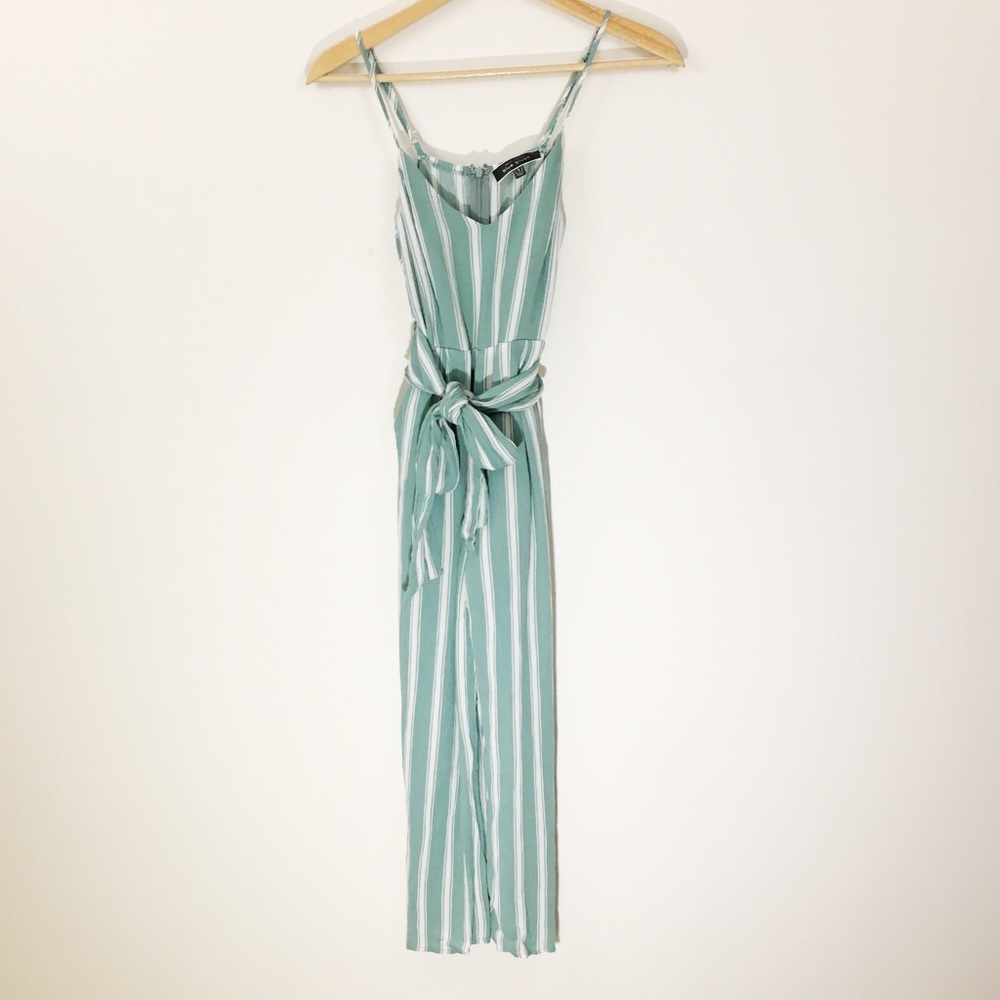 Blue Blush | Seafoam Green Romper/Jumpsuit Small